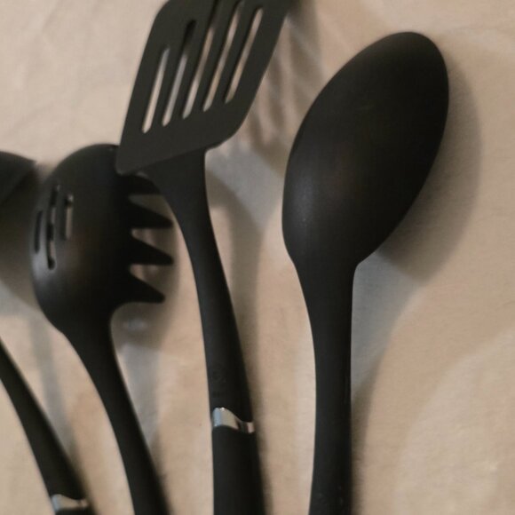 The Pampered Chef 4 Piece Kitchen Tools Black & Chrome - Picture 5 of 7